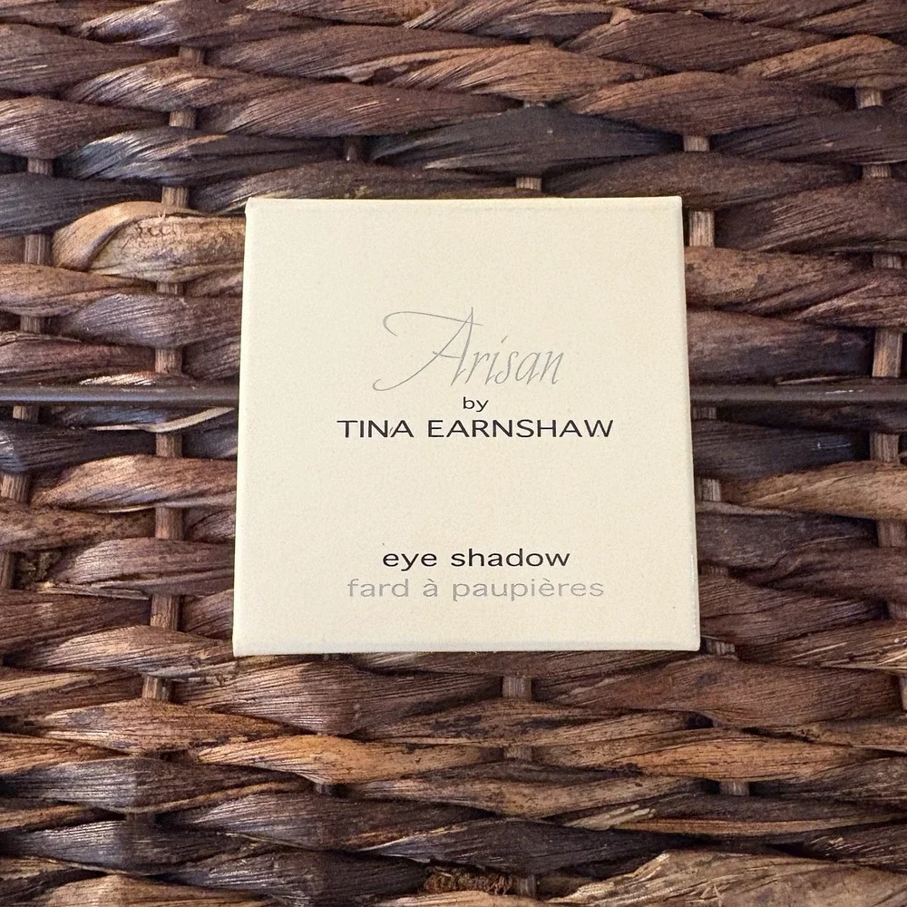 Arisan By Tina Earnshaw Makeup Inc., Cosmetics Shade Sunny Eyeshadow